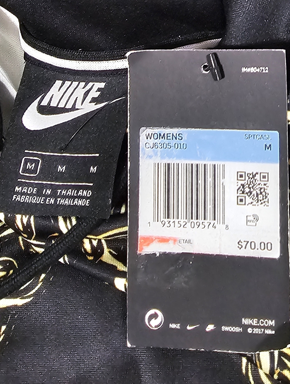 Nike Just Do It Chain Print Cropped Hoodie NWT Women’s M Black Gold Loose Fit - Picture 6 of 9